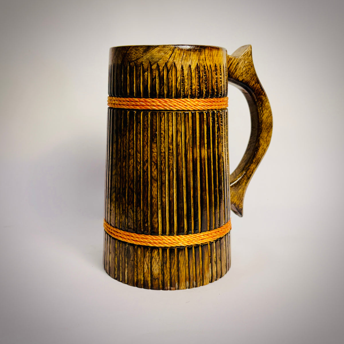 Odin's Mugs: Majestic Oak Wood Tankard