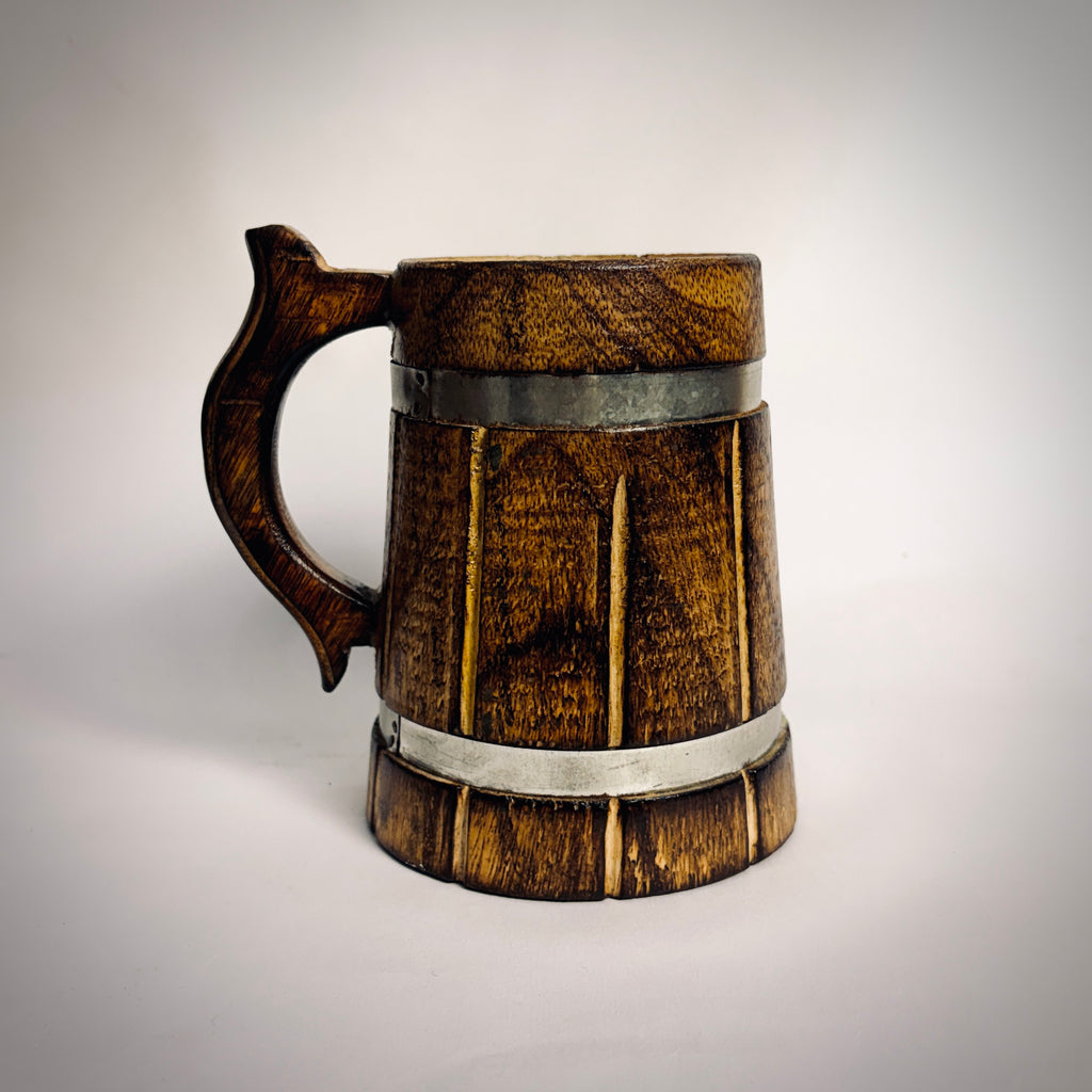 B's Drum Mug: Rustic Oak Wood Tankard