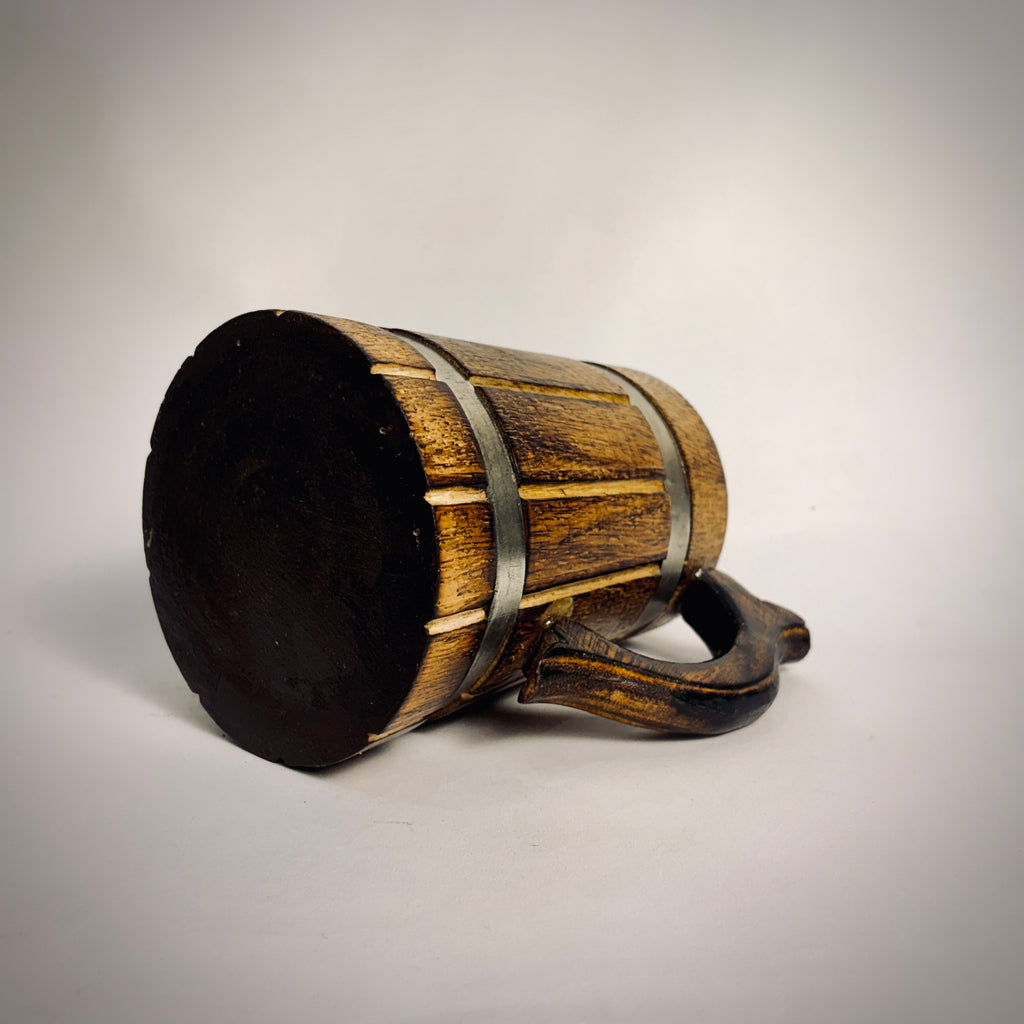 B's Drum Mug: Rustic Oak Wood Tankard